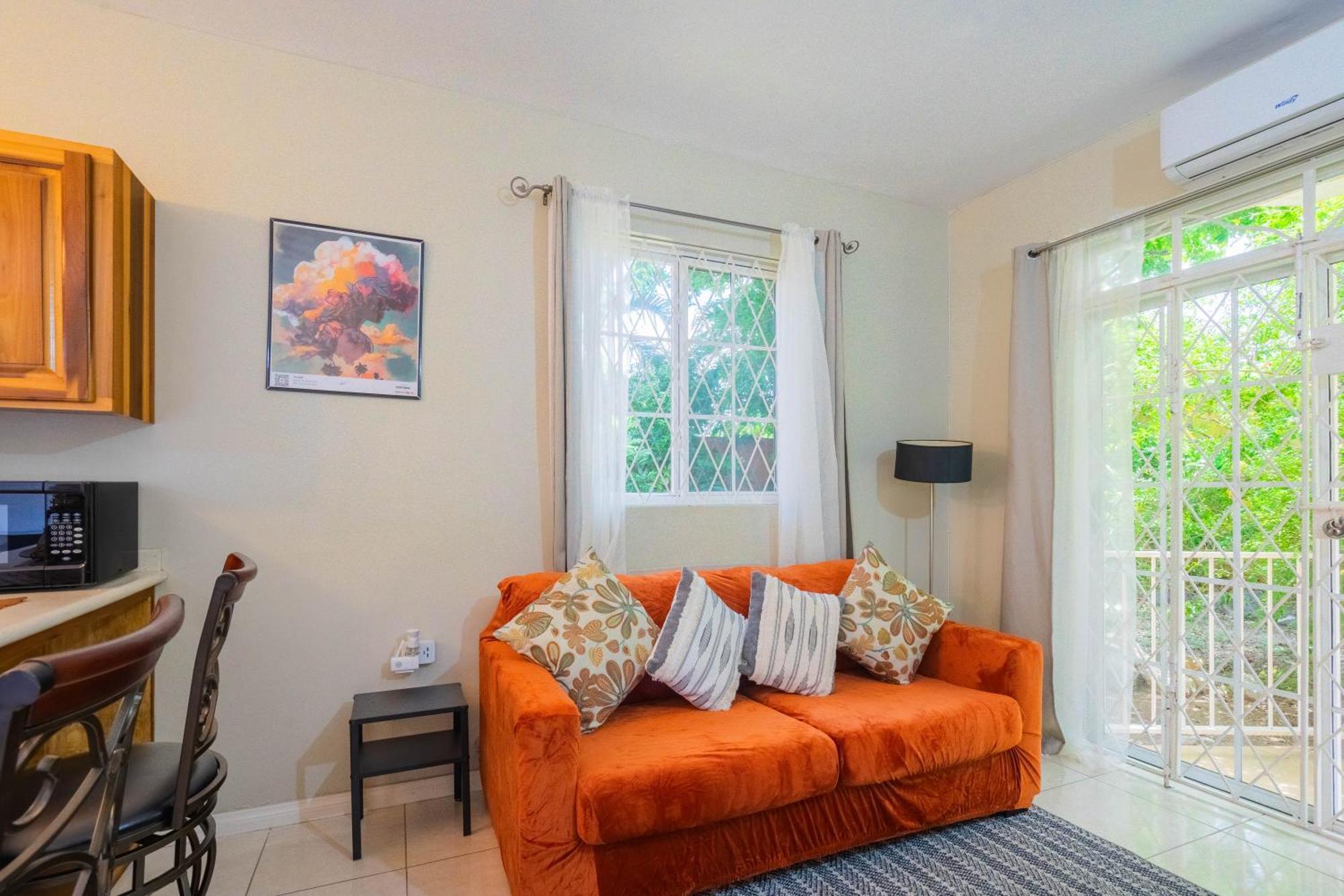 Musgrave Annex- Comfy 1 Bedroom Apartment On The Ground Floor Kingston Exterior foto